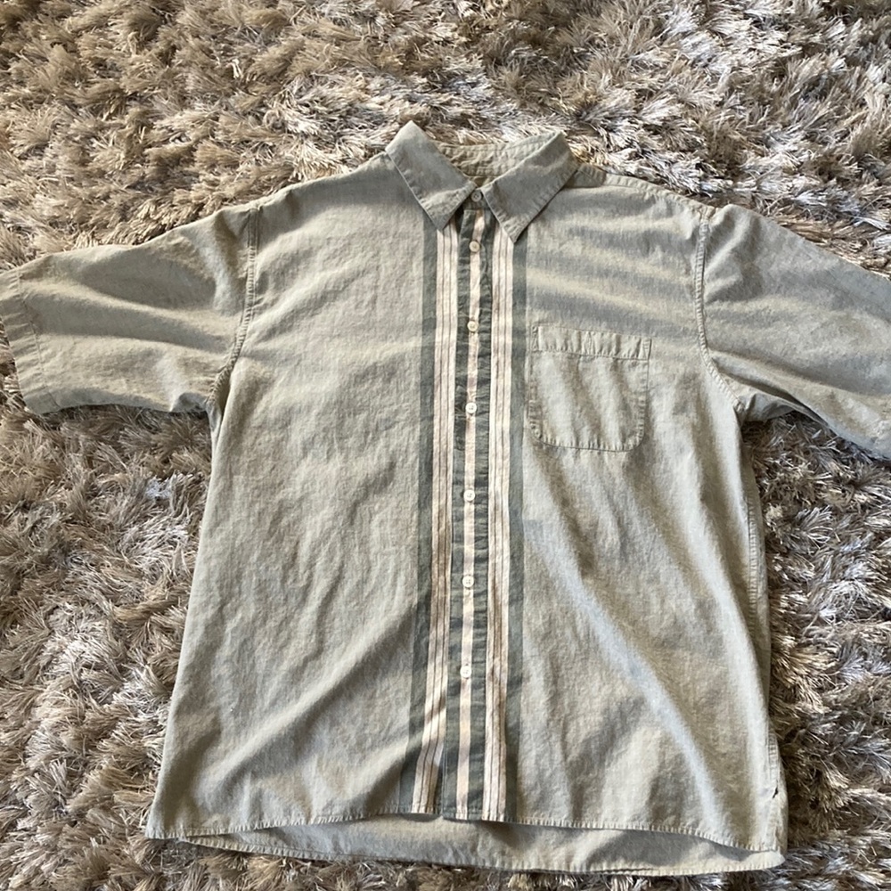 Men’s Casual Button Down